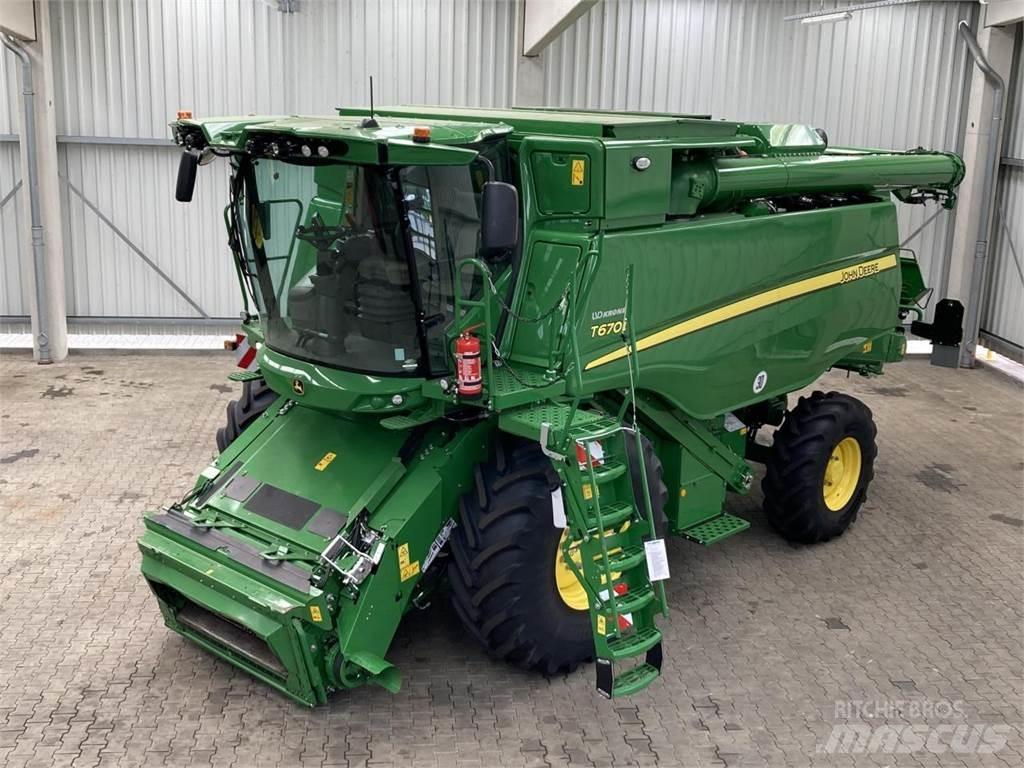 John Deere T670 Sklízecí mlátičky