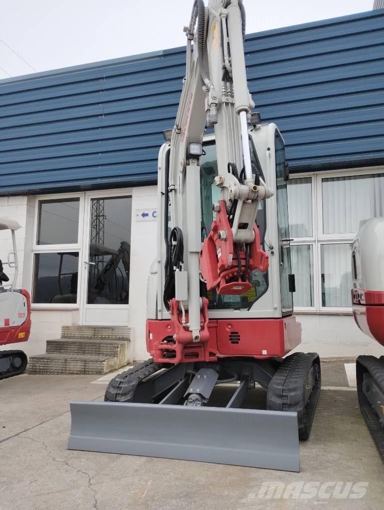 Takeuchi TB 325 R Mini rýpadla < 7t