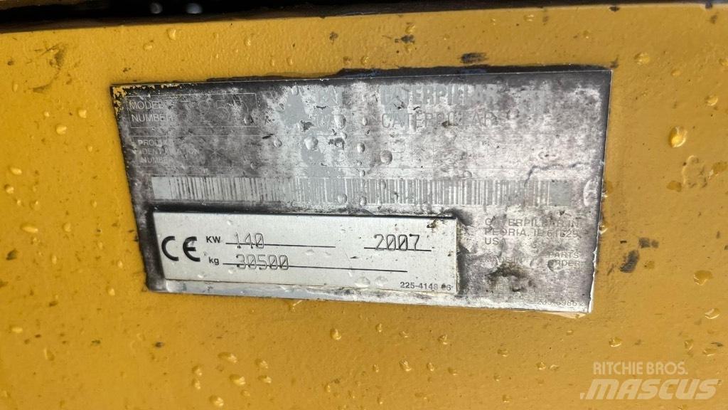CAT 325DLN Pásová rýpadla