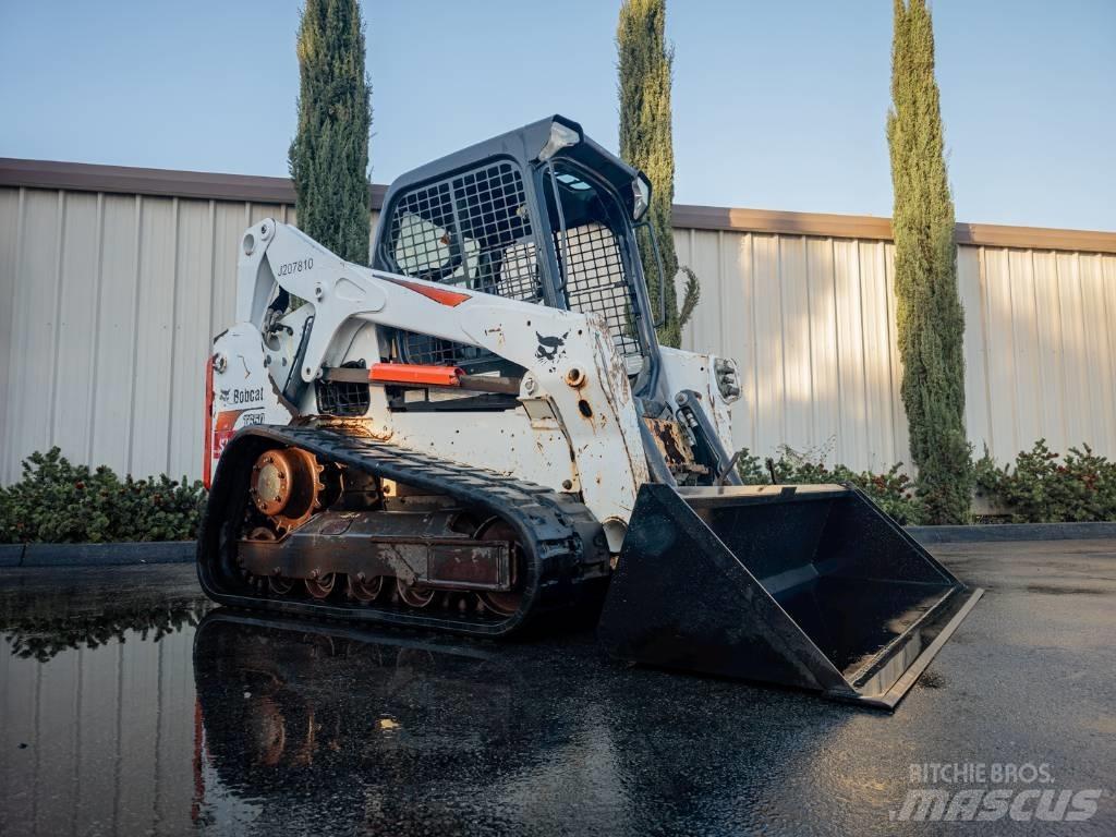 Bobcat T 650 Smykem řízené nakladače