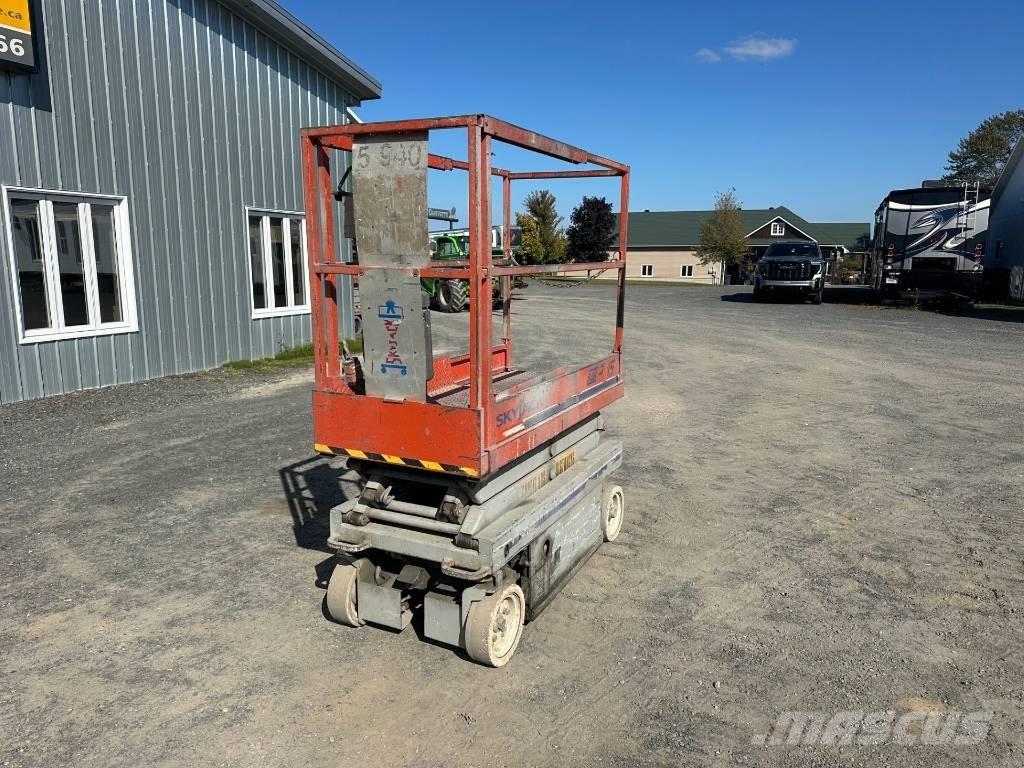 SkyJack SJ III 3015 Nůžková zvedací plošina