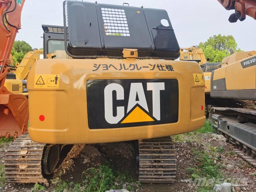 CAT 320 D2 Pásová rýpadla