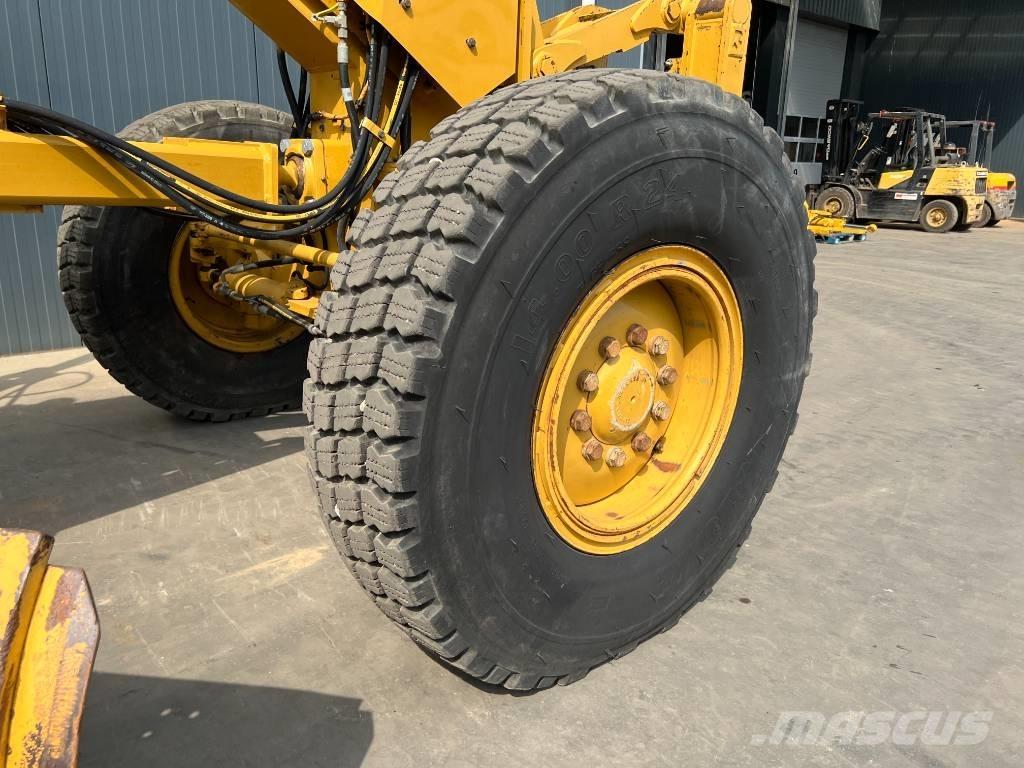 CAT 140M Grejdry