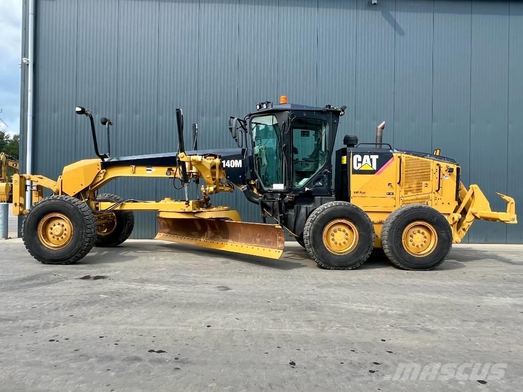 CAT 140M Grejdry