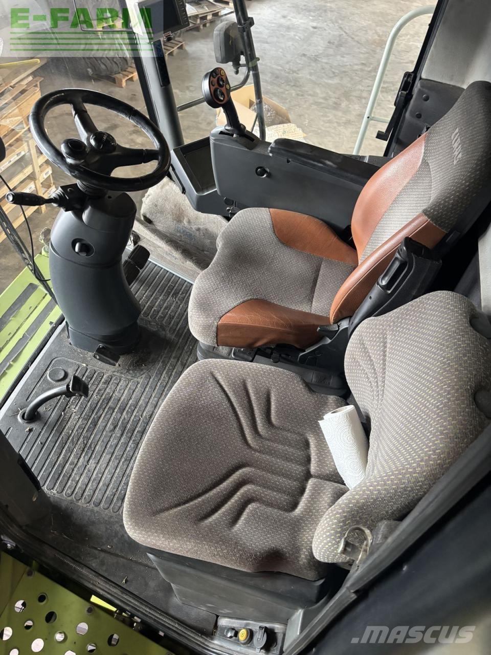 CLAAS lexion 520 Sklízecí mlátičky