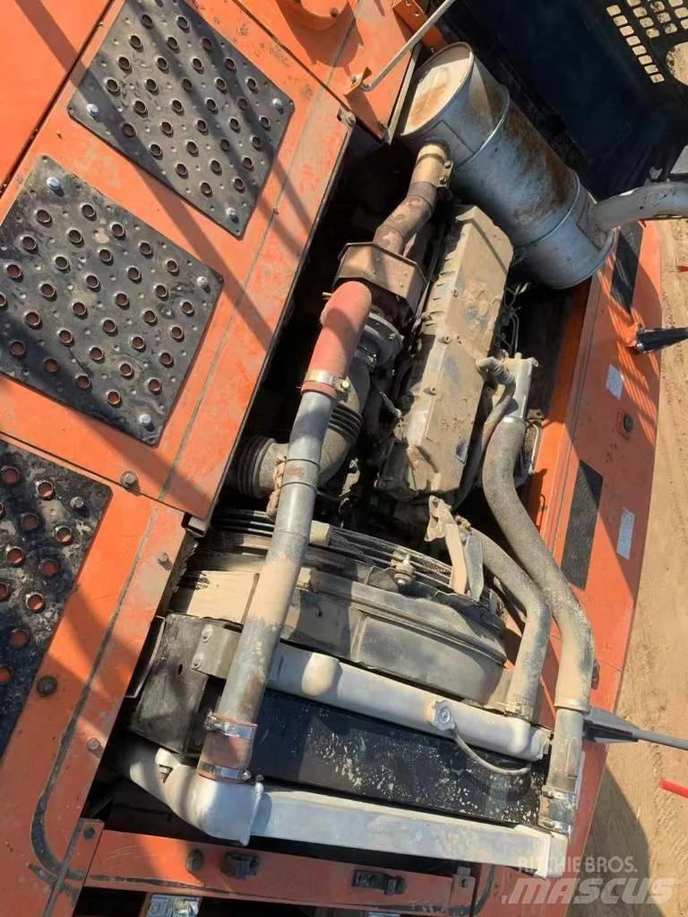 Hitachi zaxis330 Pásová rýpadla
