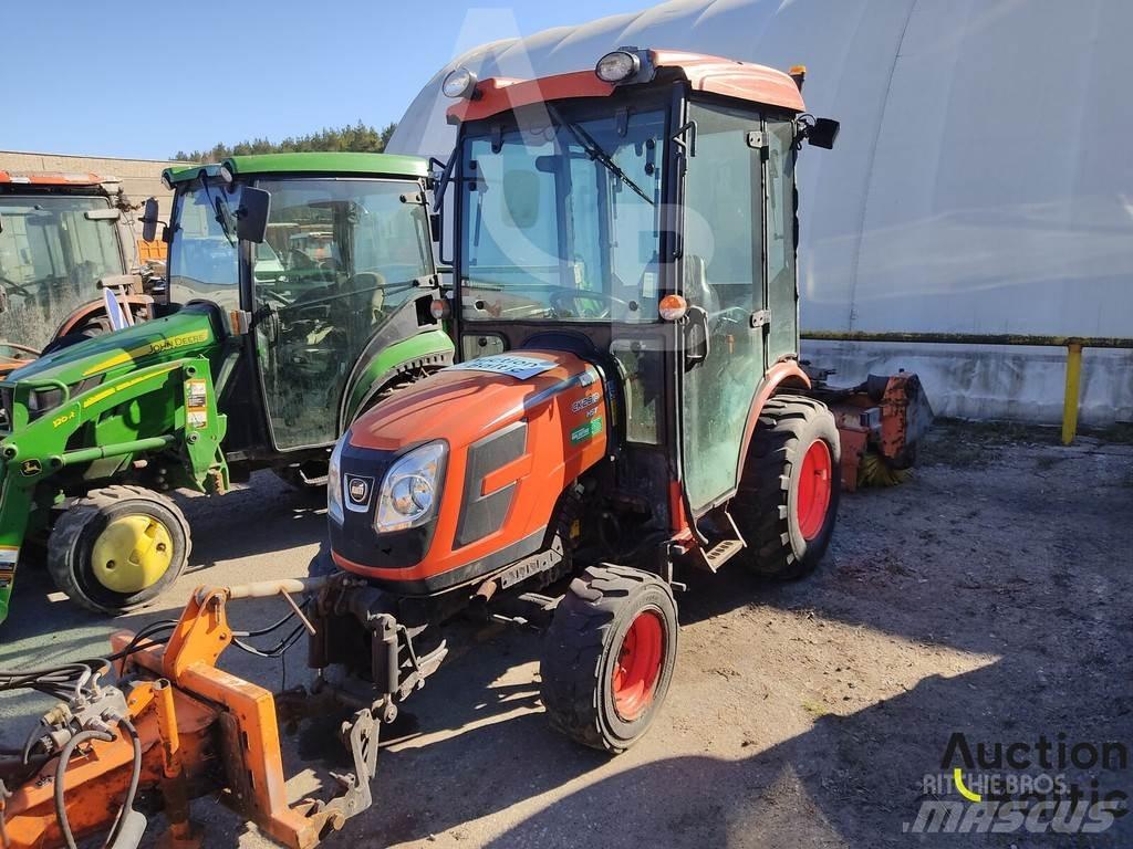 Kioti CK 2810 Traktory
