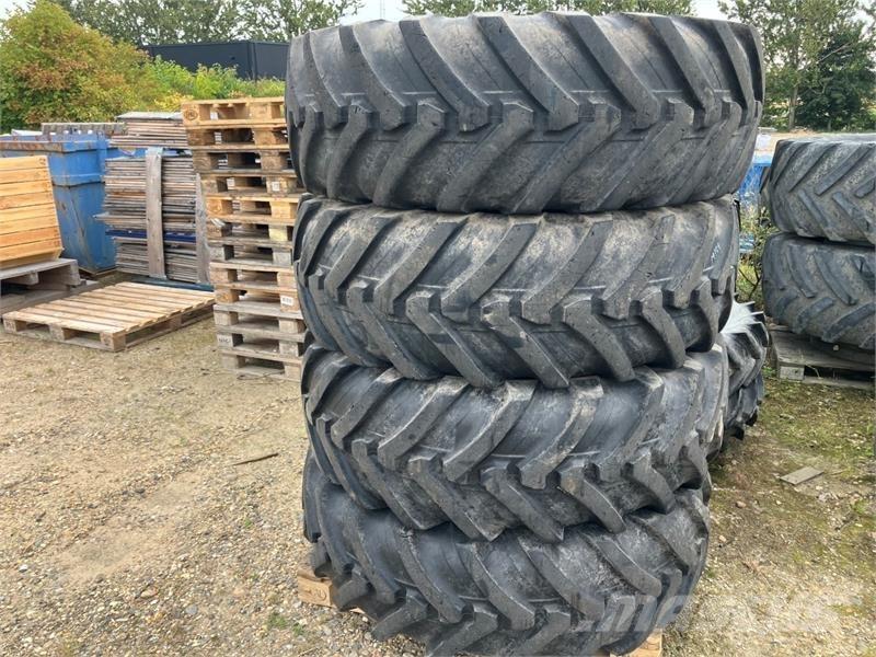  - - - 440/80R28 Pneumatiky, kola a ráfky
