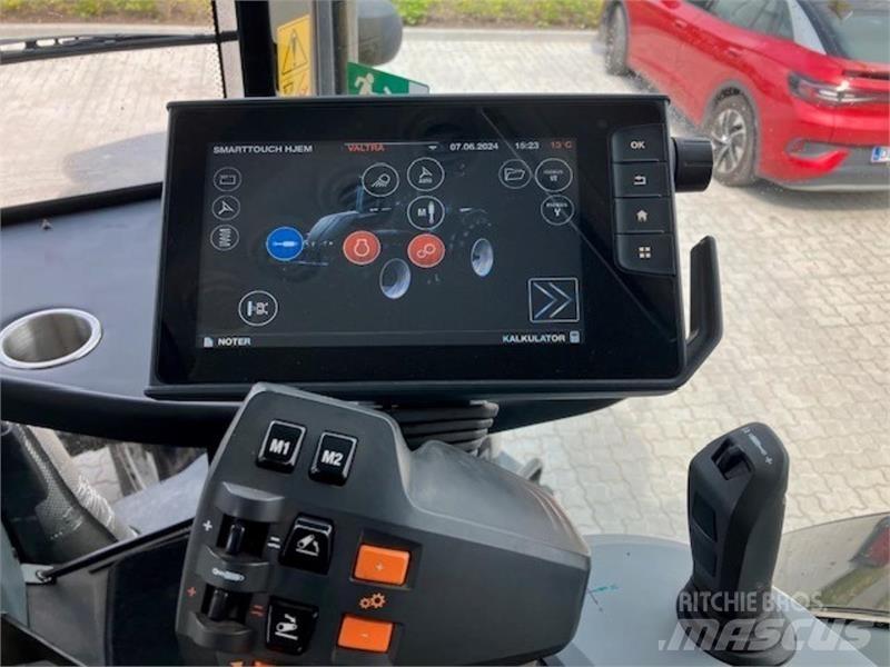 Valtra S394 Traktory