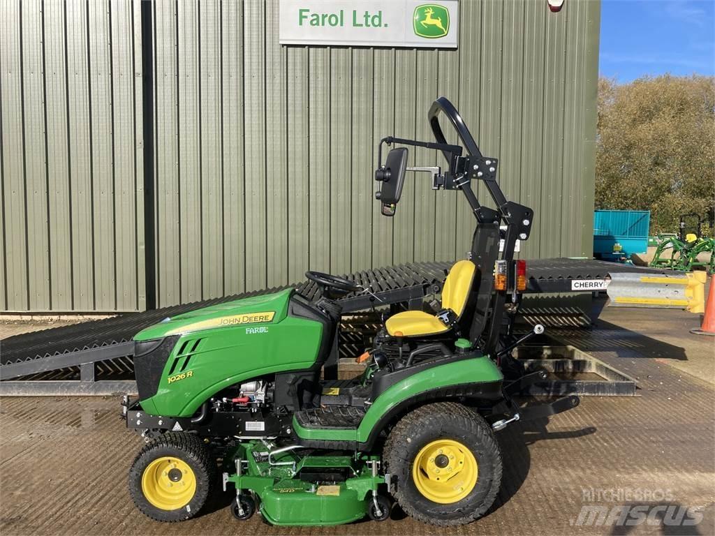 John Deere 1026R Kompaktní traktory