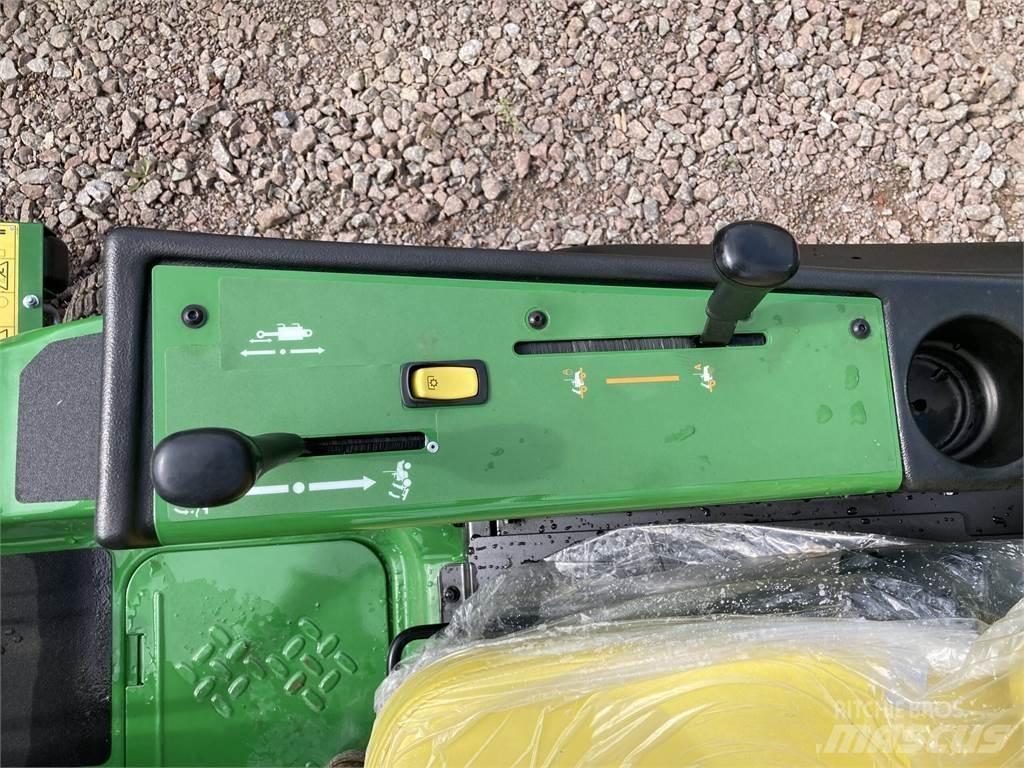 John Deere 1550 Samojízdné sekačky