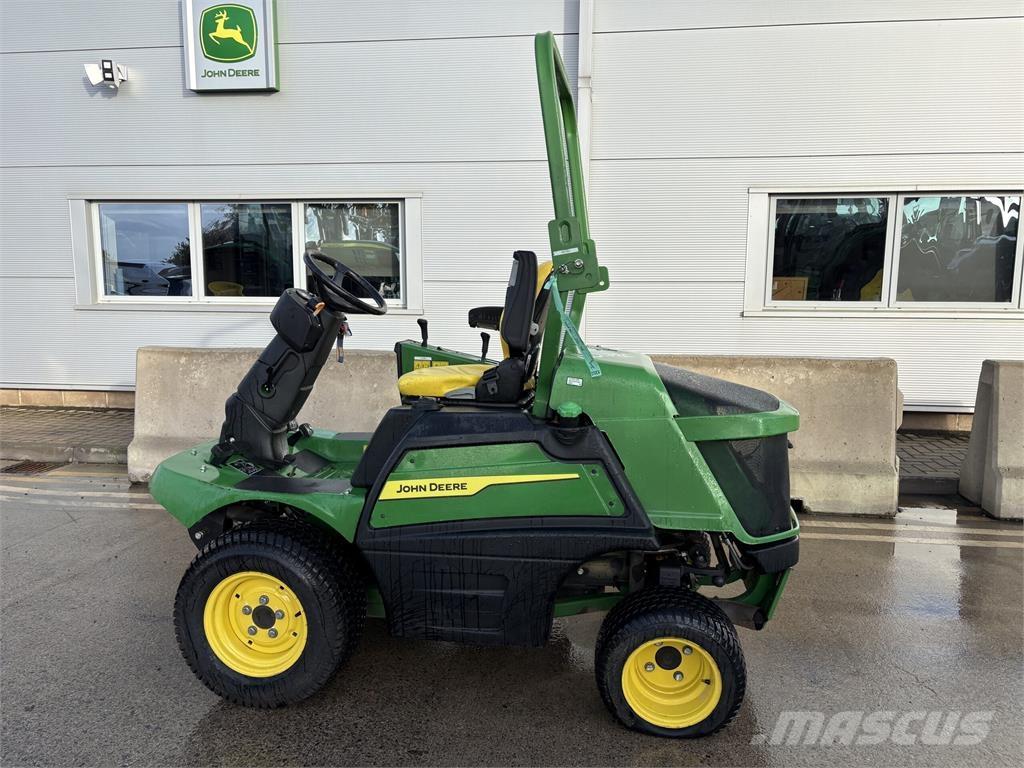 John Deere 1570 Samojízdné sekačky