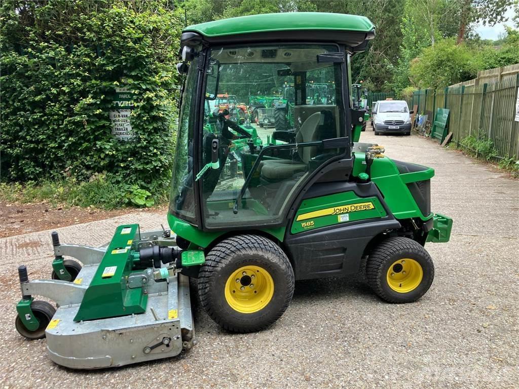 John Deere 1585 Samojízdné sekačky
