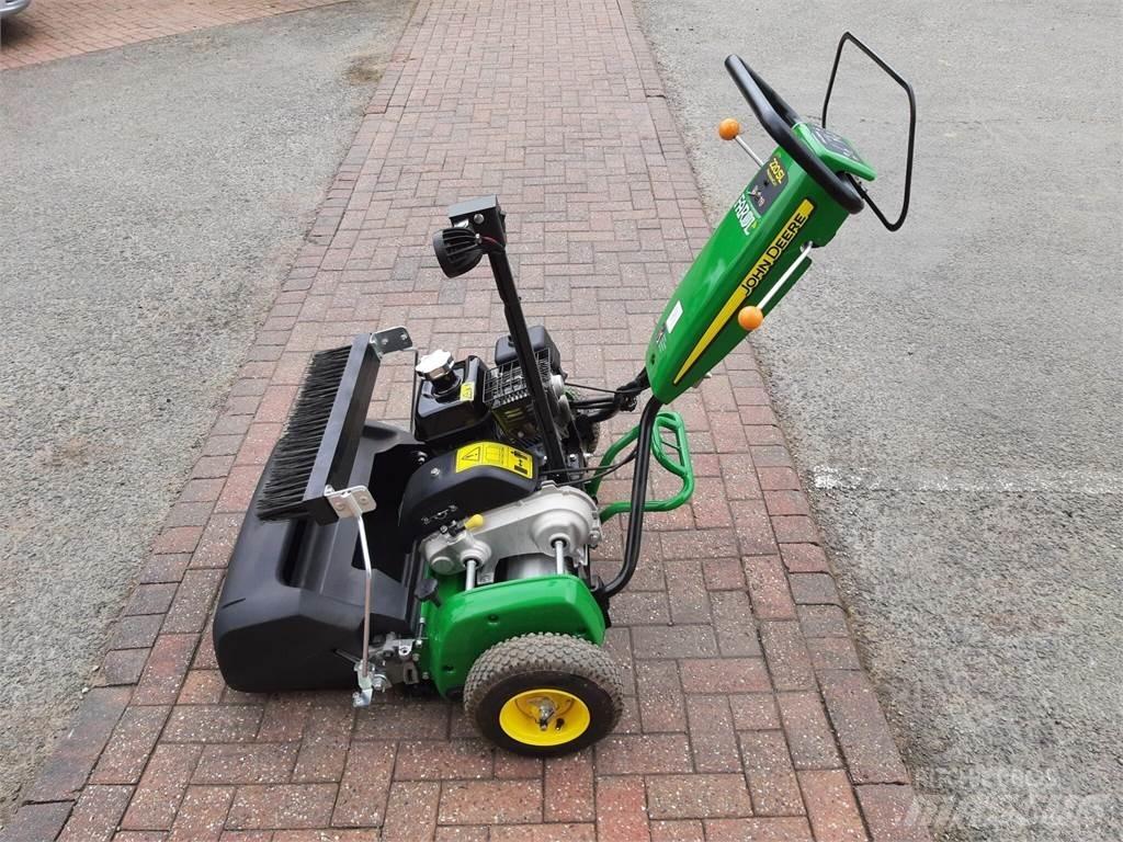 John Deere 220SL Vedené sekačky