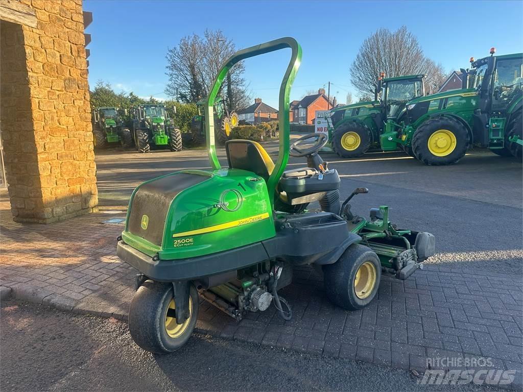 John Deere 2500EH Vedené sekačky