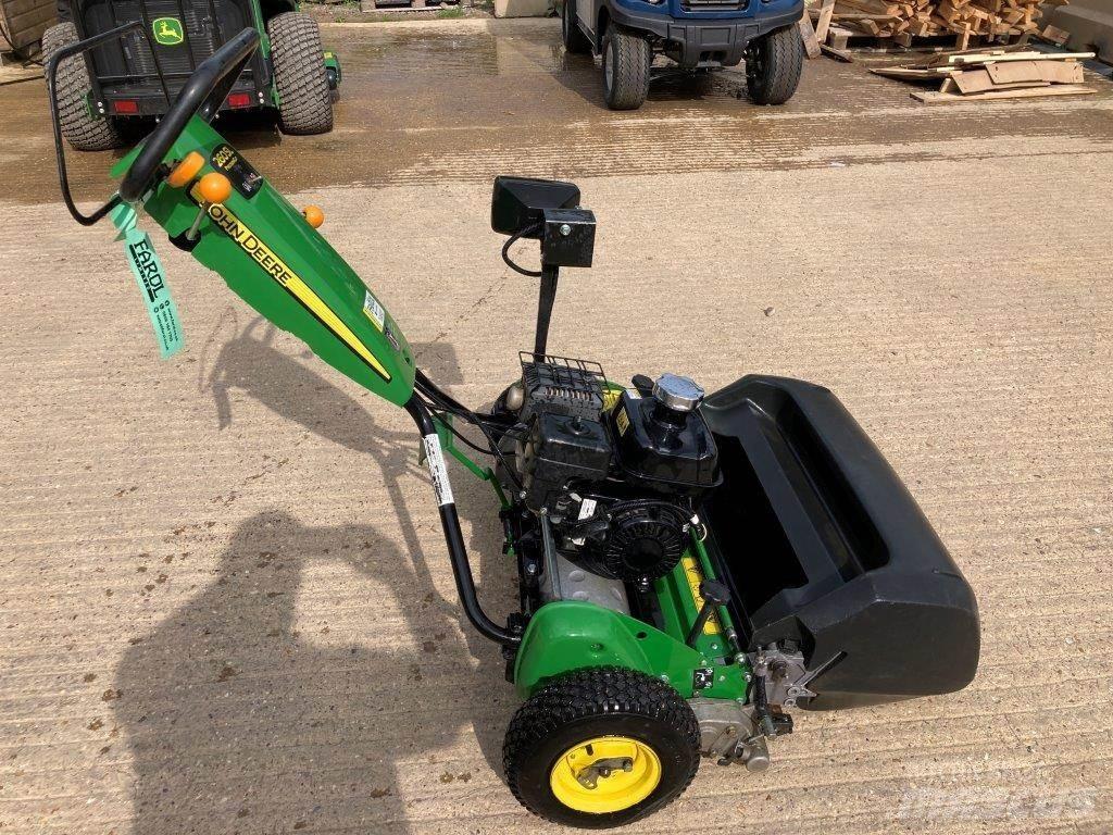 John Deere 260SL Vedené sekačky