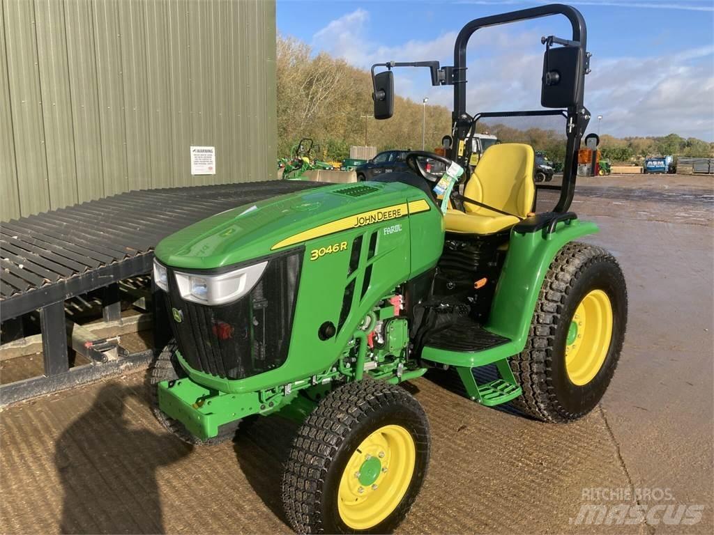 John Deere 3046R Kompaktní traktory
