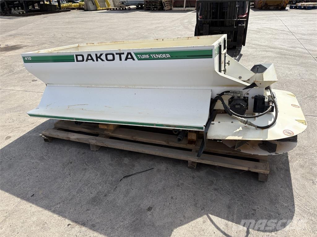 John Deere 410 Komunální technika - ostatní