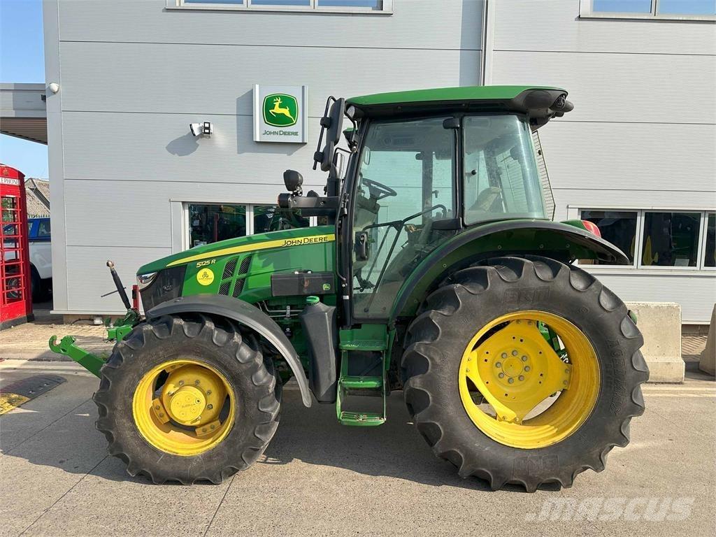 John Deere 5125R Traktory