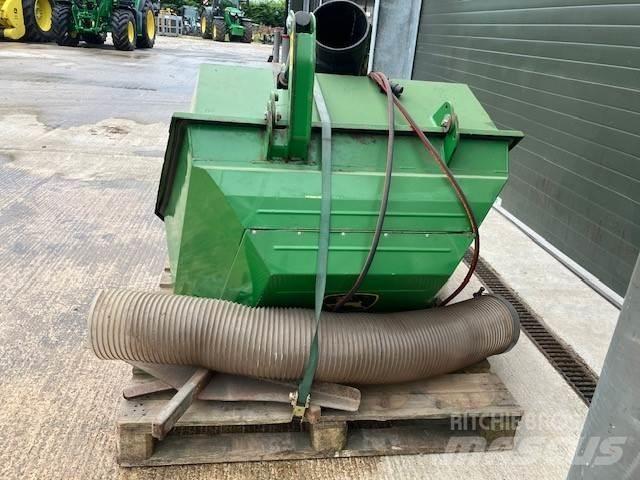 John Deere 580L Komunální technika - ostatní