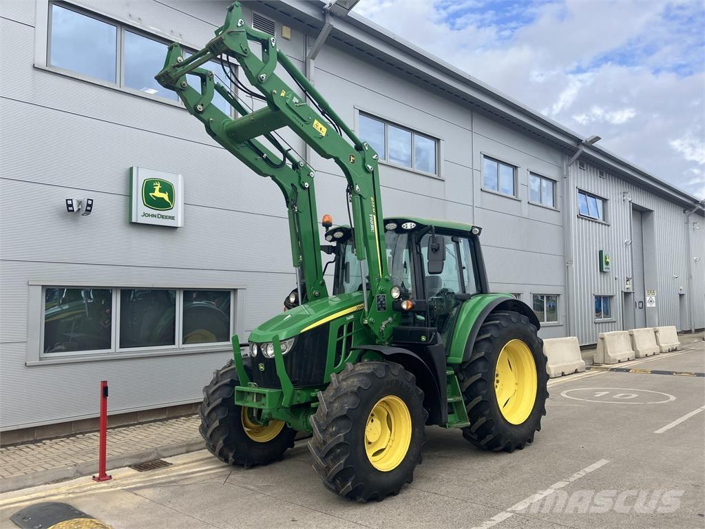 John Deere 6100M Traktory