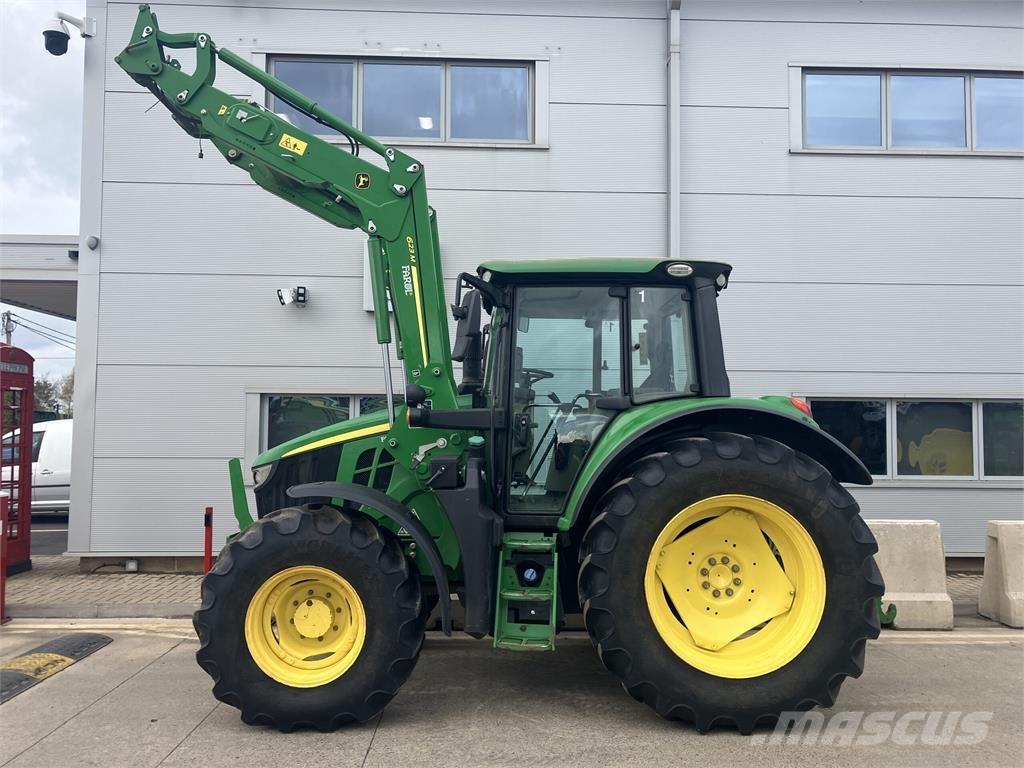 John Deere 6100M Traktory