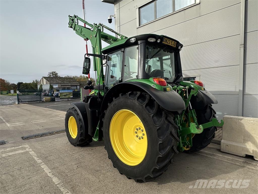 John Deere 6120M Traktory