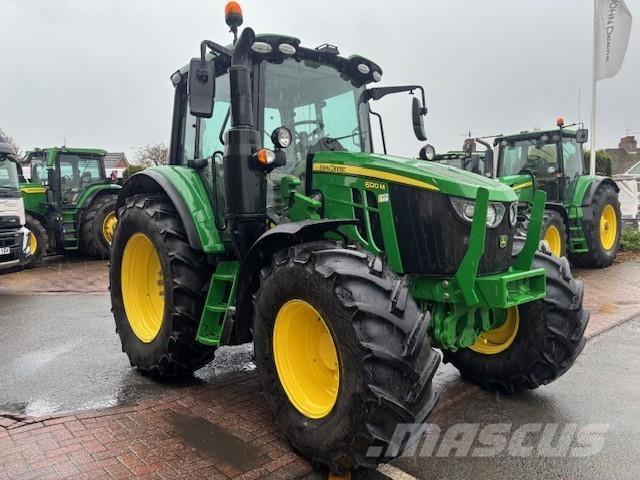 John Deere 6120M Traktory