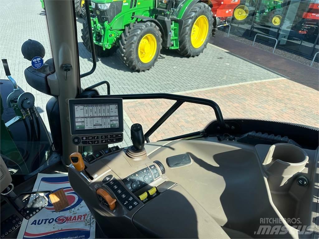 John Deere 6135R Traktory