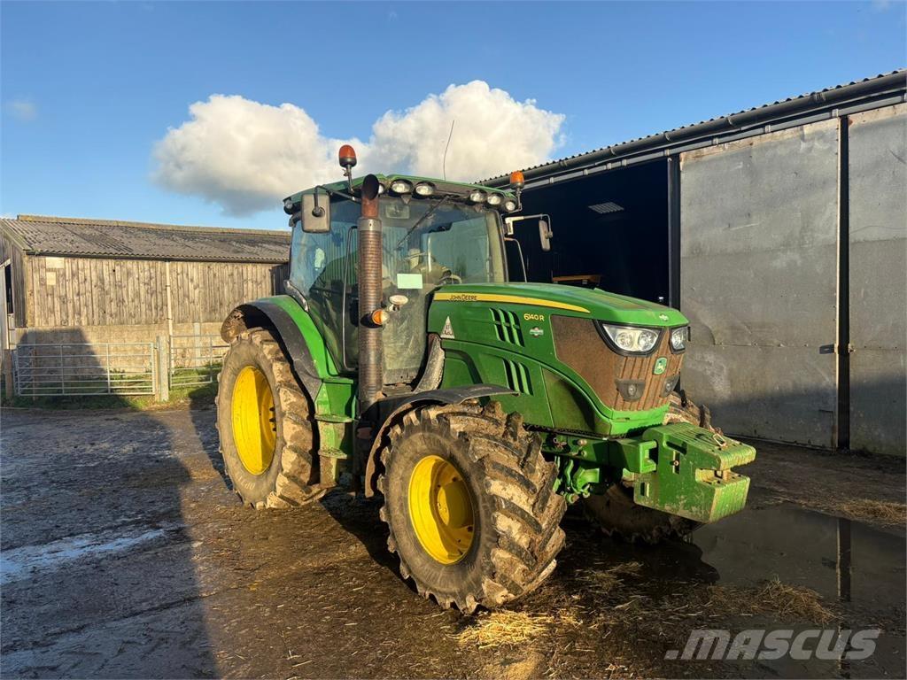 John Deere 6140R Traktory