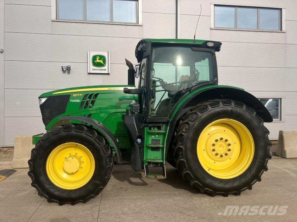 John Deere 6175R Traktory