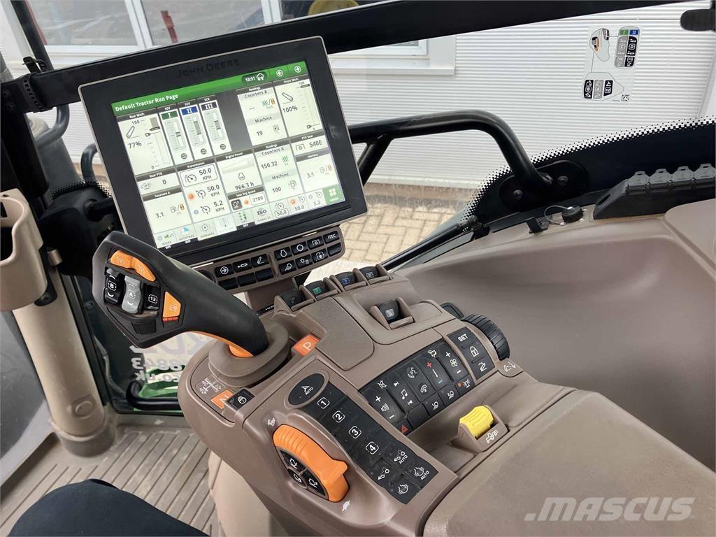 John Deere 6R 130 Traktory