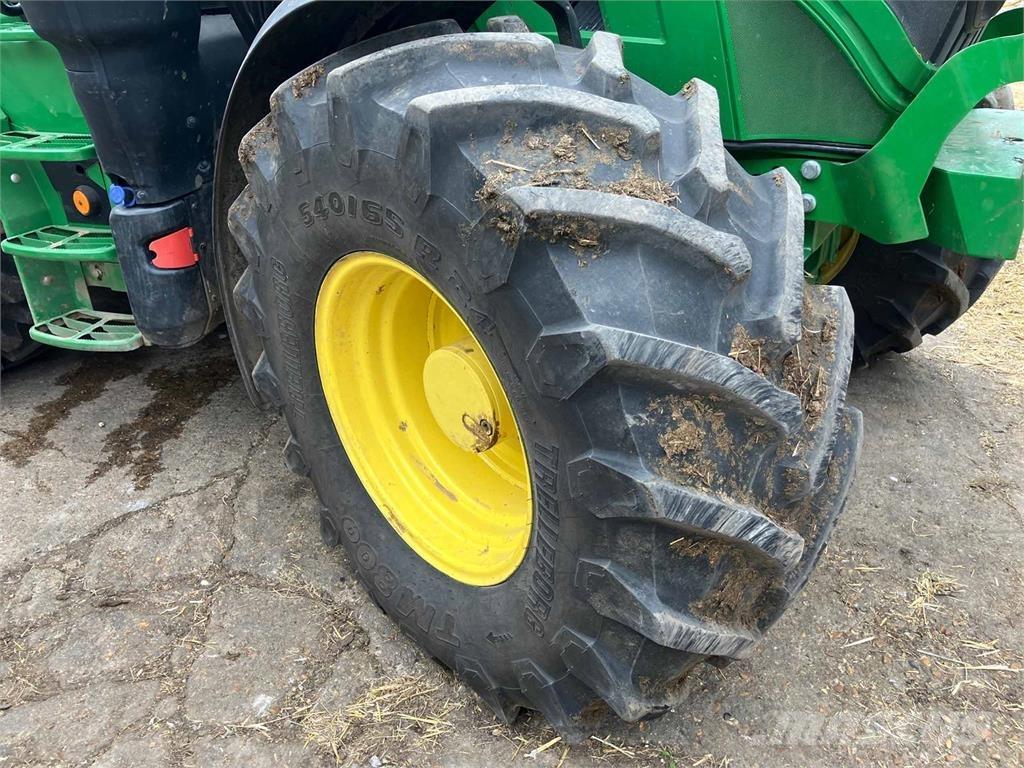 John Deere 6R 150 Traktory