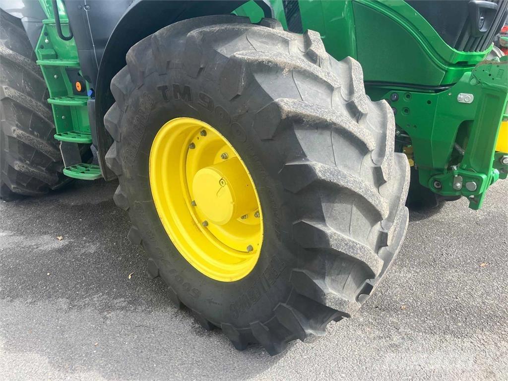 John Deere 6R 195 Traktory