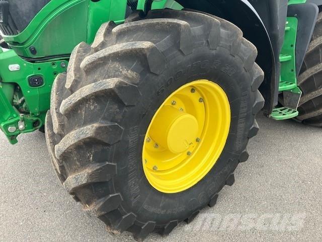 John Deere 6R 195 Traktory