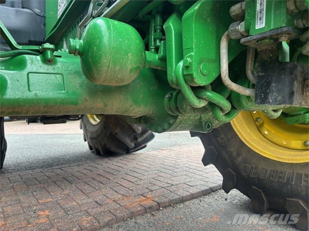 John Deere 6R 215 Traktory