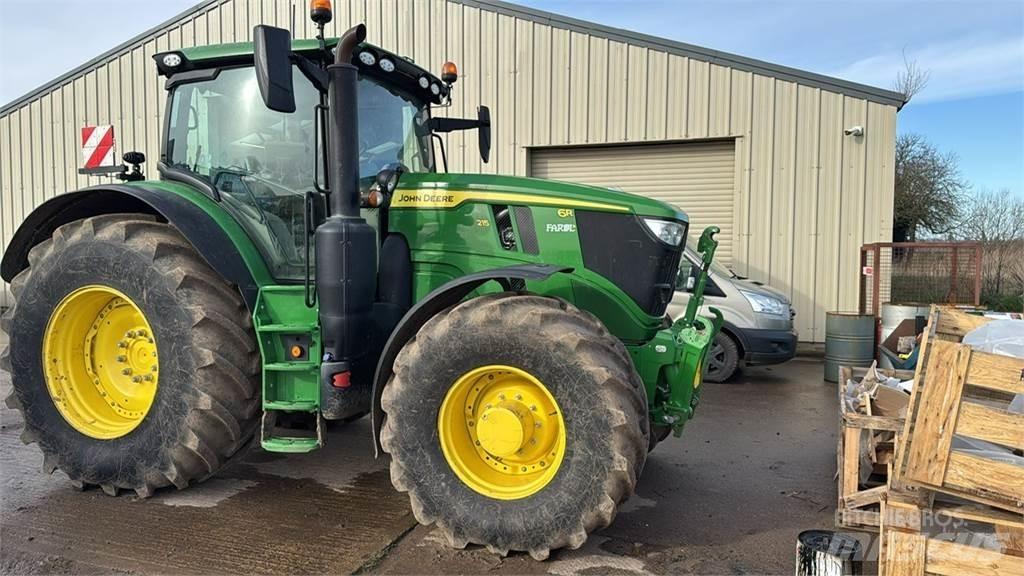 John Deere 6R 215 Traktory