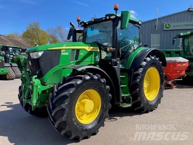 John Deere 6R 215 Traktory