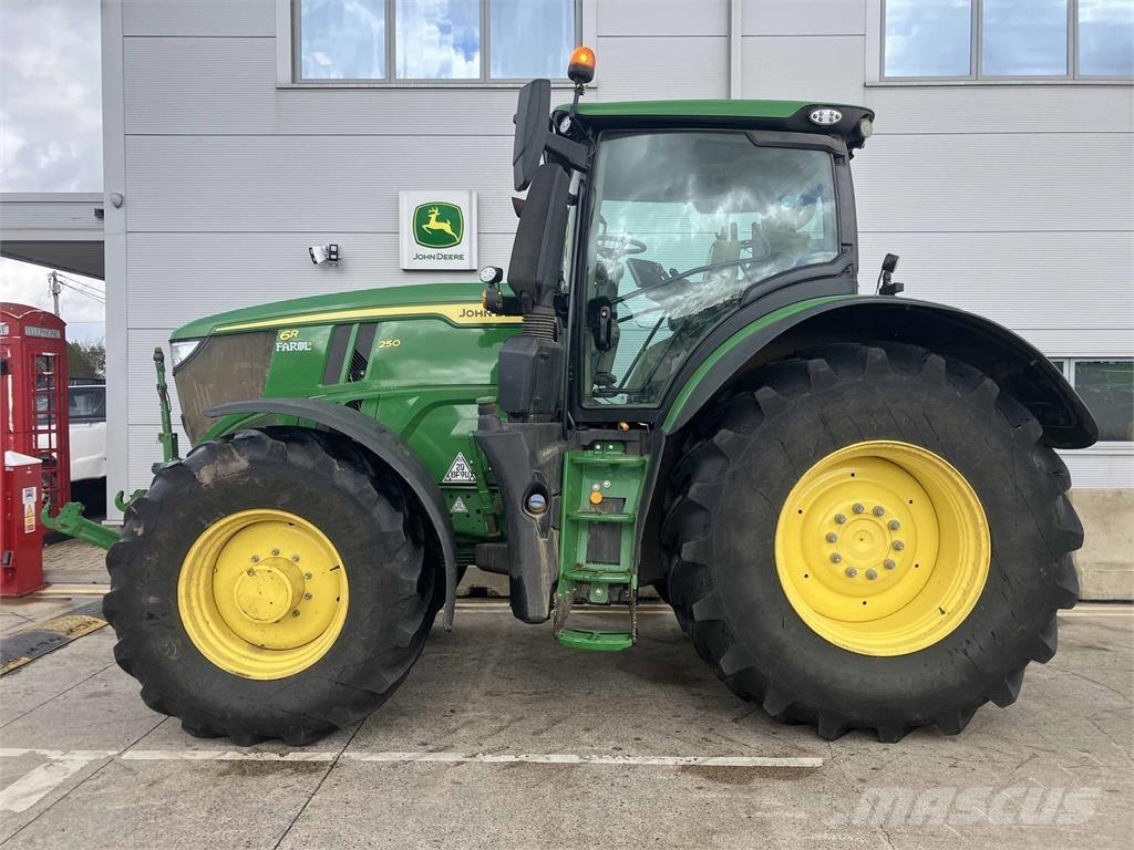 John Deere 6R 250 Traktory