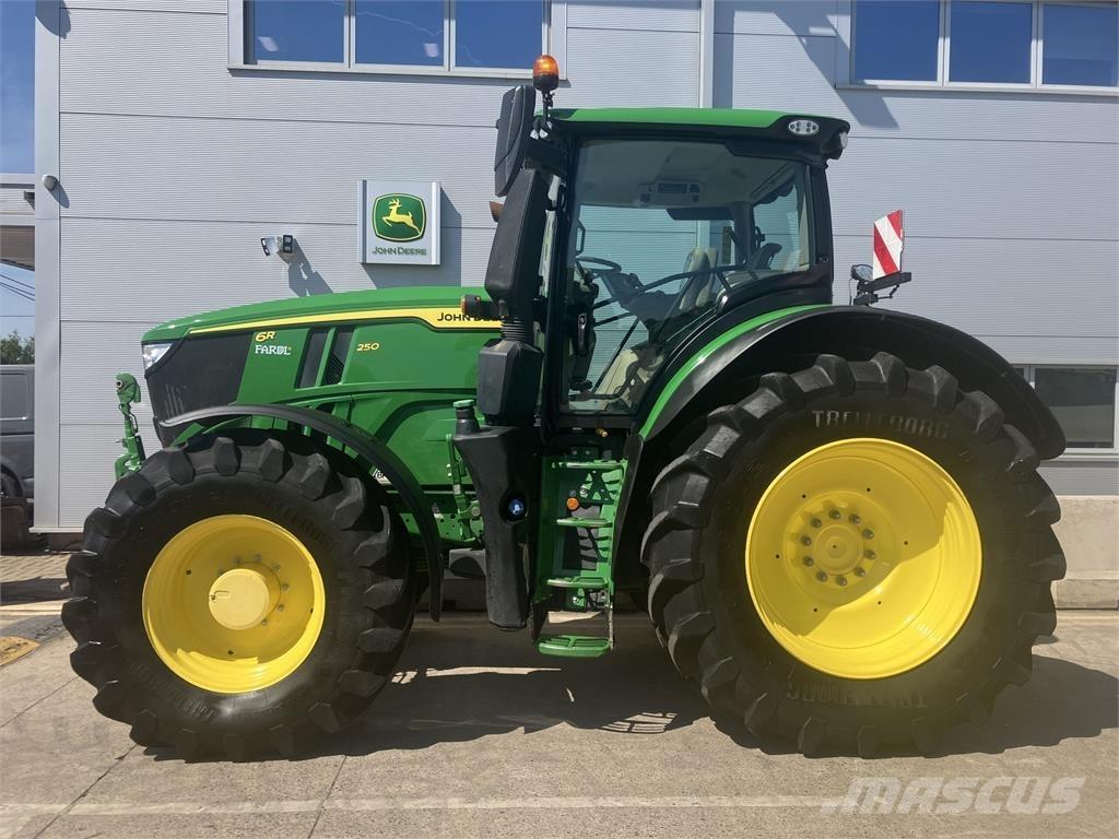 John Deere 6R 250 Traktory