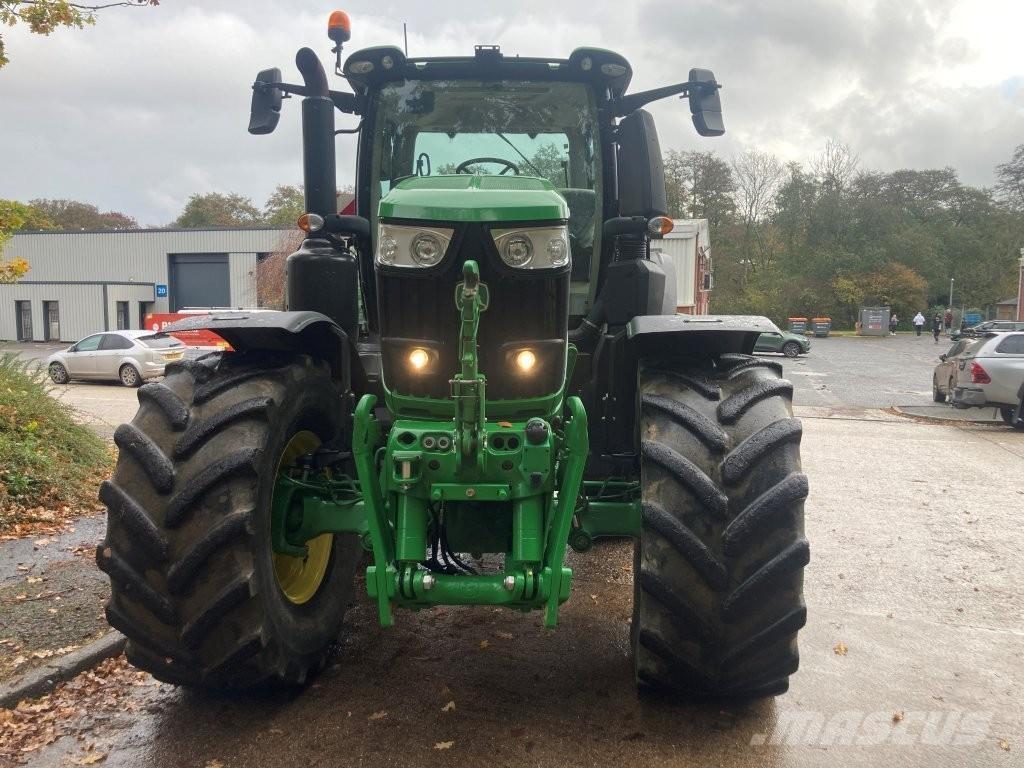 John Deere 6R 250 Traktory