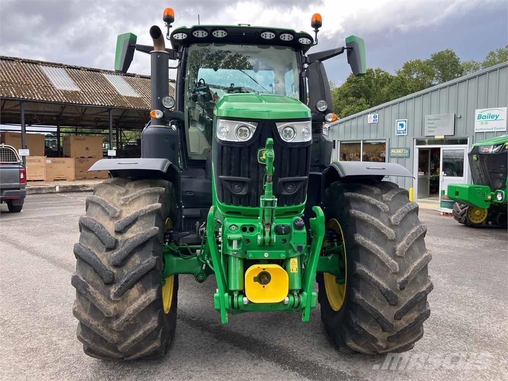 John Deere 6R 250 Traktory