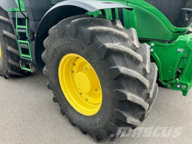 John Deere 6R 250 Traktory