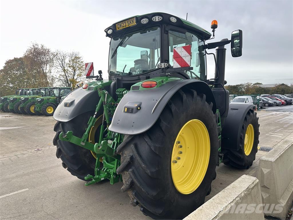 John Deere 6R 250 Traktory