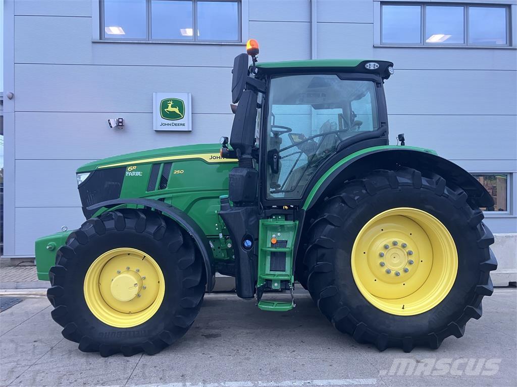 John Deere 6R 250 Traktory