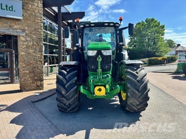 John Deere 6R 250 Traktory
