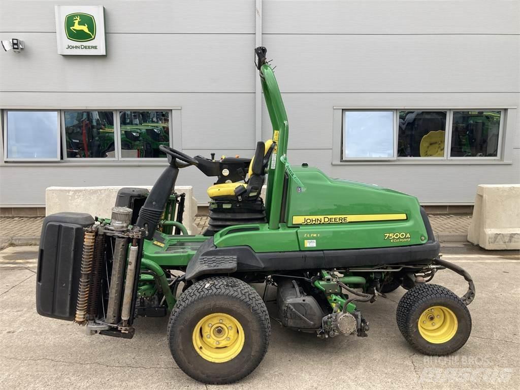 John Deere 7500AE Vedené sekačky