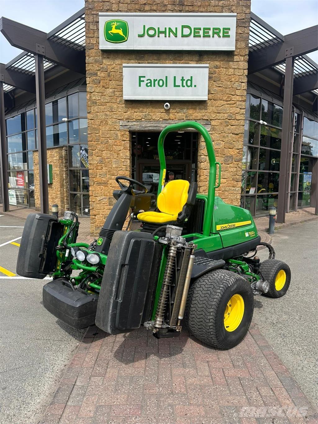 John Deere 7500AE Vedené sekačky