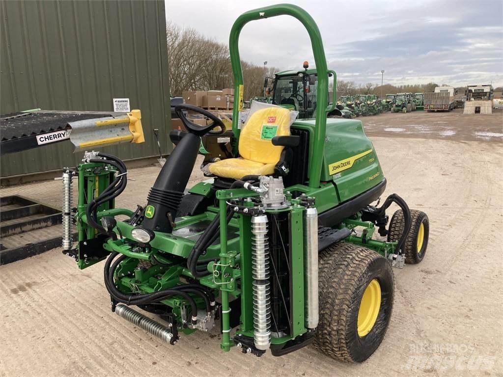 John Deere 7700A Vedené sekačky