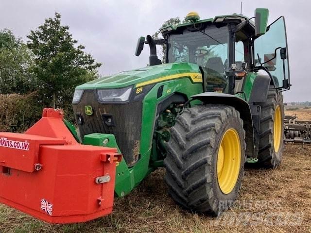 John Deere 8R 410 Traktory